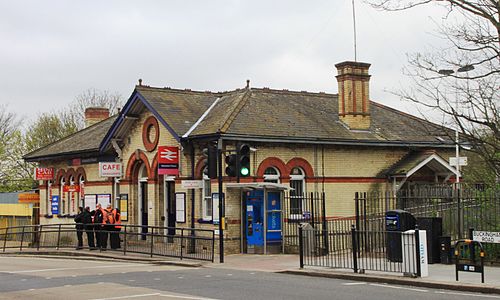 Alexandra Palace railway station